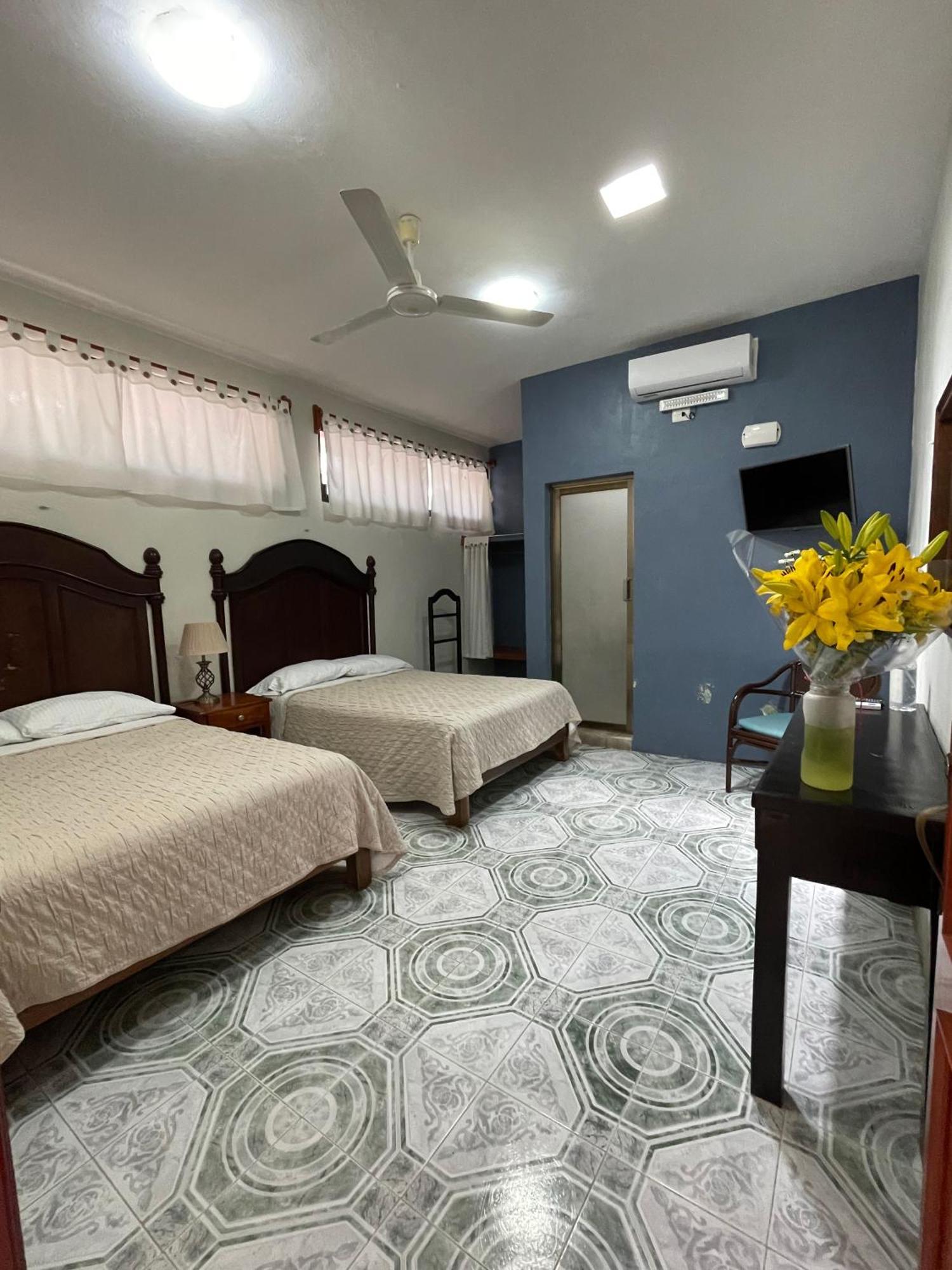 Casa Xu'Unan Valladolid  Ngoại thất bức ảnh